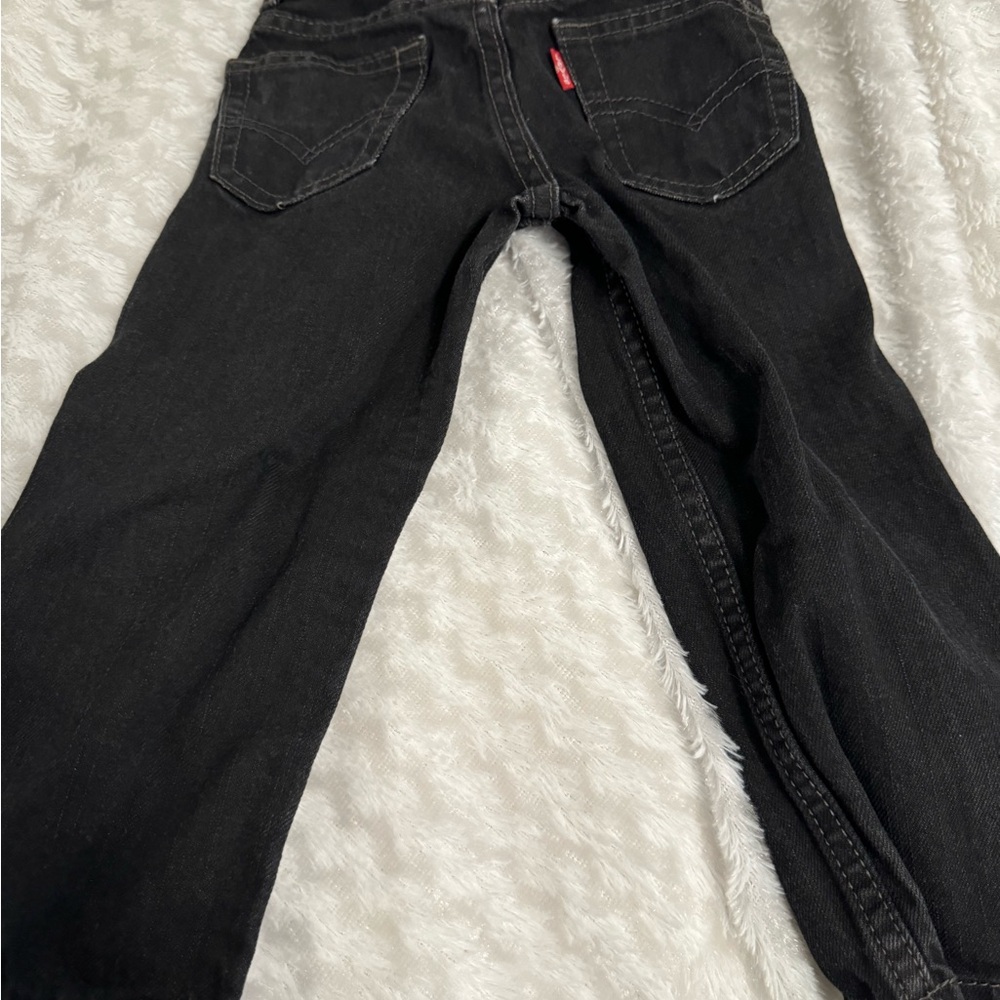 #39 Jeans - Picture 2 of 3